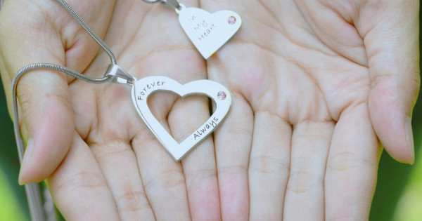 Lot - 925 Sterling Silver Black Banded Heart Key & Heart Locket