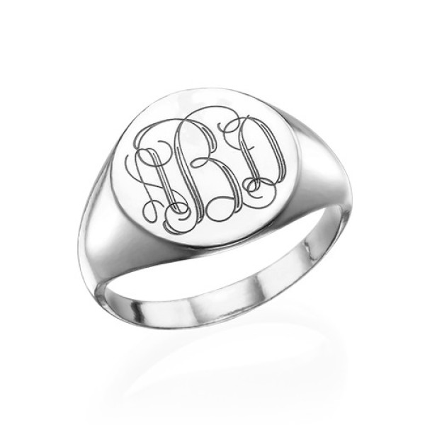 Signet Ring in Sterling Silver with Engraved Monogram - Name My Jewellery