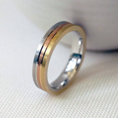 18ct Gold Striped Wedding Ring - Name My Jewellery