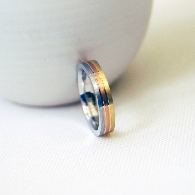18ct Gold Striped Wedding Ring - Name My Jewellery