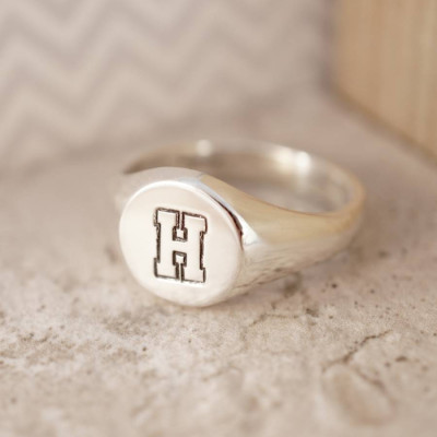 Personalised Round Initial Silver Signet Ring - Name My Jewellery