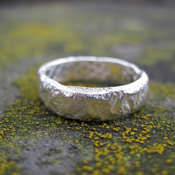 Rocky Outcrop Slim Ring - Name My Jewellery