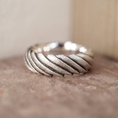 Shell Ring - Name My Jewellery