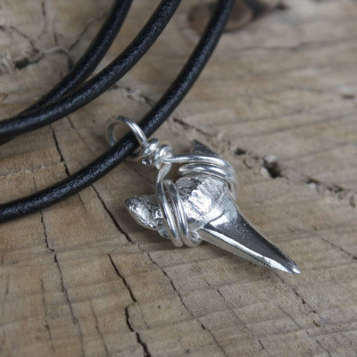 Silver Sharks Tooth Necklace - Name My Jewellery