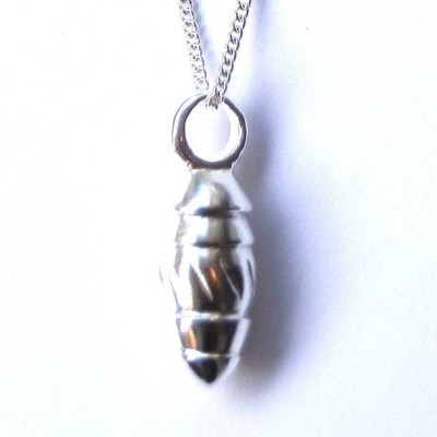 Silver Toggle Twisted Pendant - Name My Jewellery