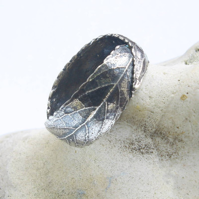 Handmade Woodland Unisex Silver Leaf Ring - Name My Jewellery